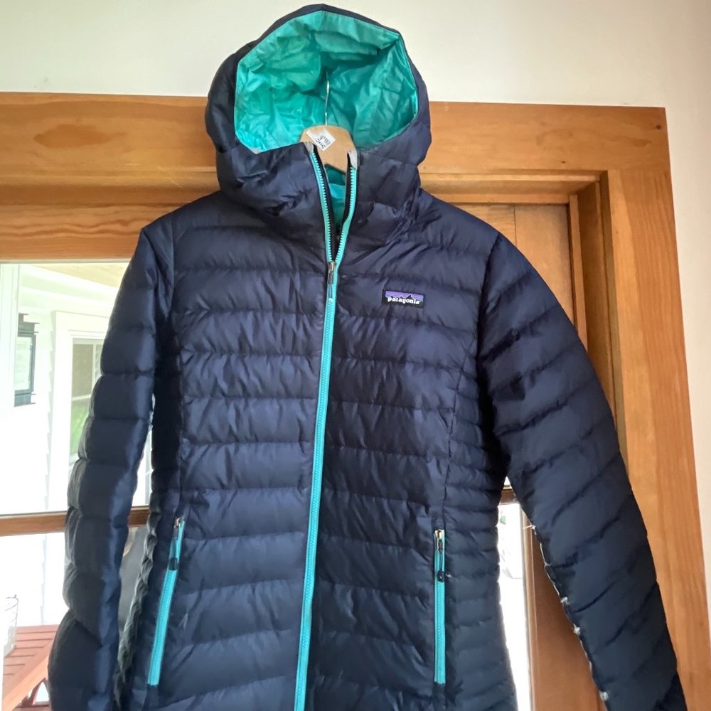 Patagonia Women's Down Sweater Hoody